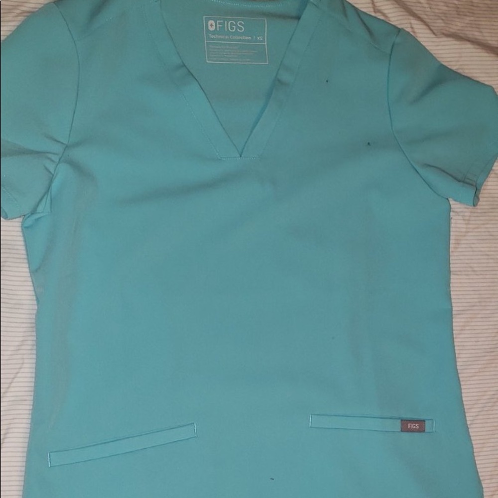 FIGS scrub pants & top